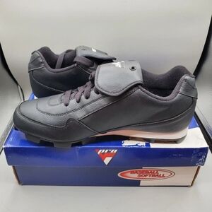 Pro V2 Men's Size 11 Black Baseball Softball Cleats.